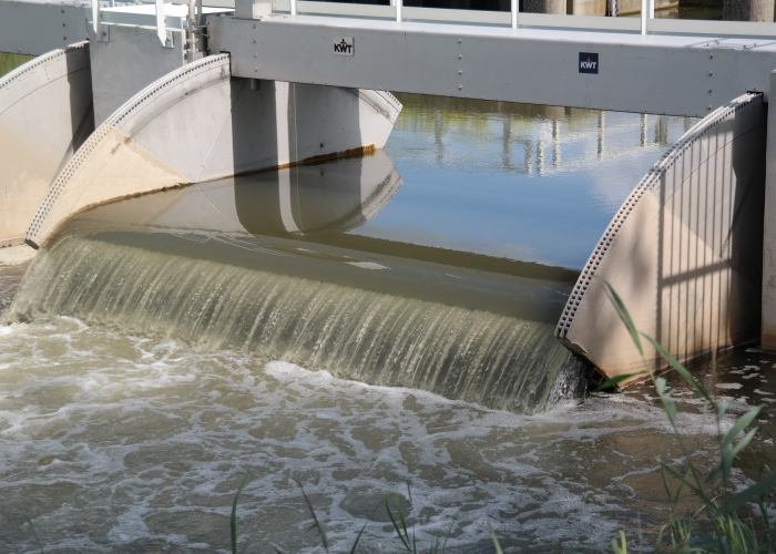 Weirs and Tilting Weirs